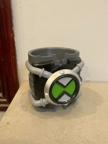 Click to view full screen Ben 10 Ultimatrix V2 (Albedo Ultimate Omnitrix – Prop Version) photo review