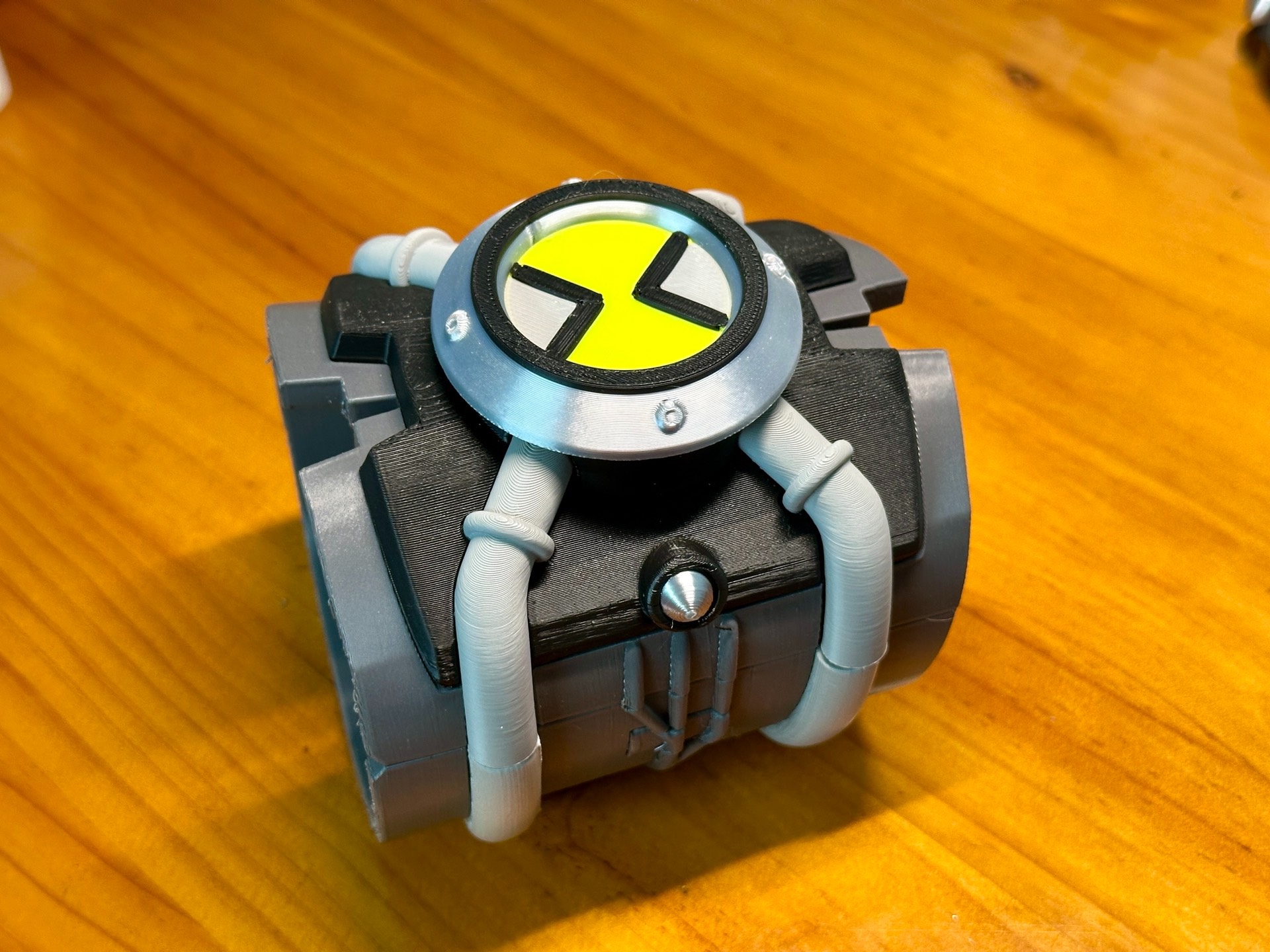 Ben 10 “Race Against Time” Omnitrix (First Live-Action Edition)