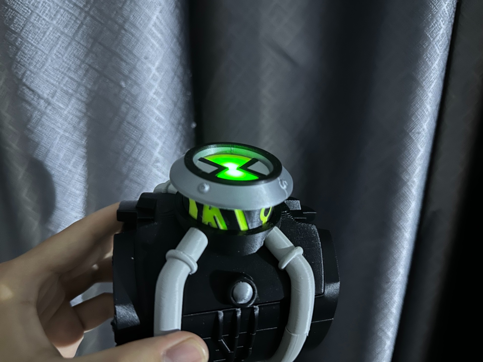 Ben 10 “Race Against Time” Omnitrix (First Live-Action Edition) - Image 7